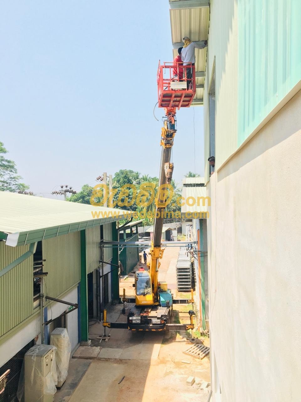 Crane Rental in Sri Lanka - Bucket Cranes