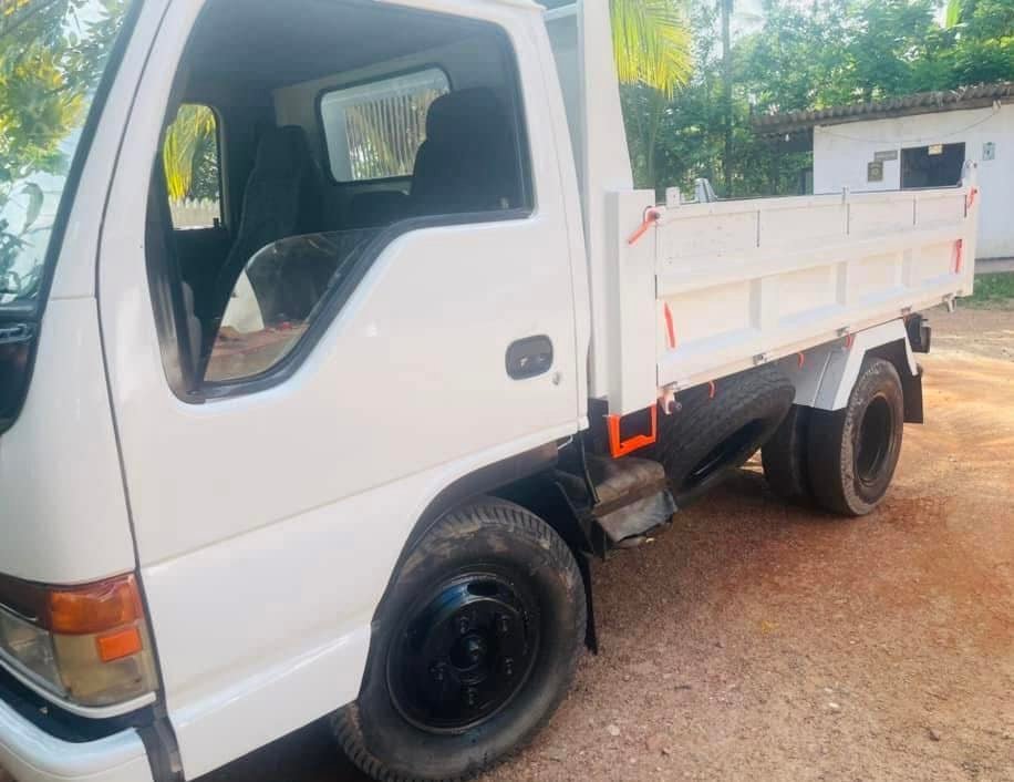 Tippers For hire nugegoda