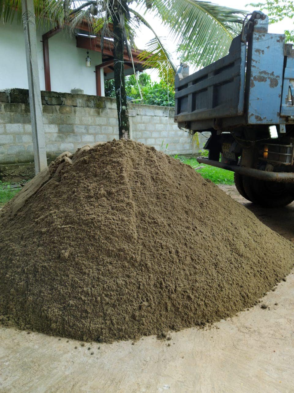 river sand suppliers near Matale