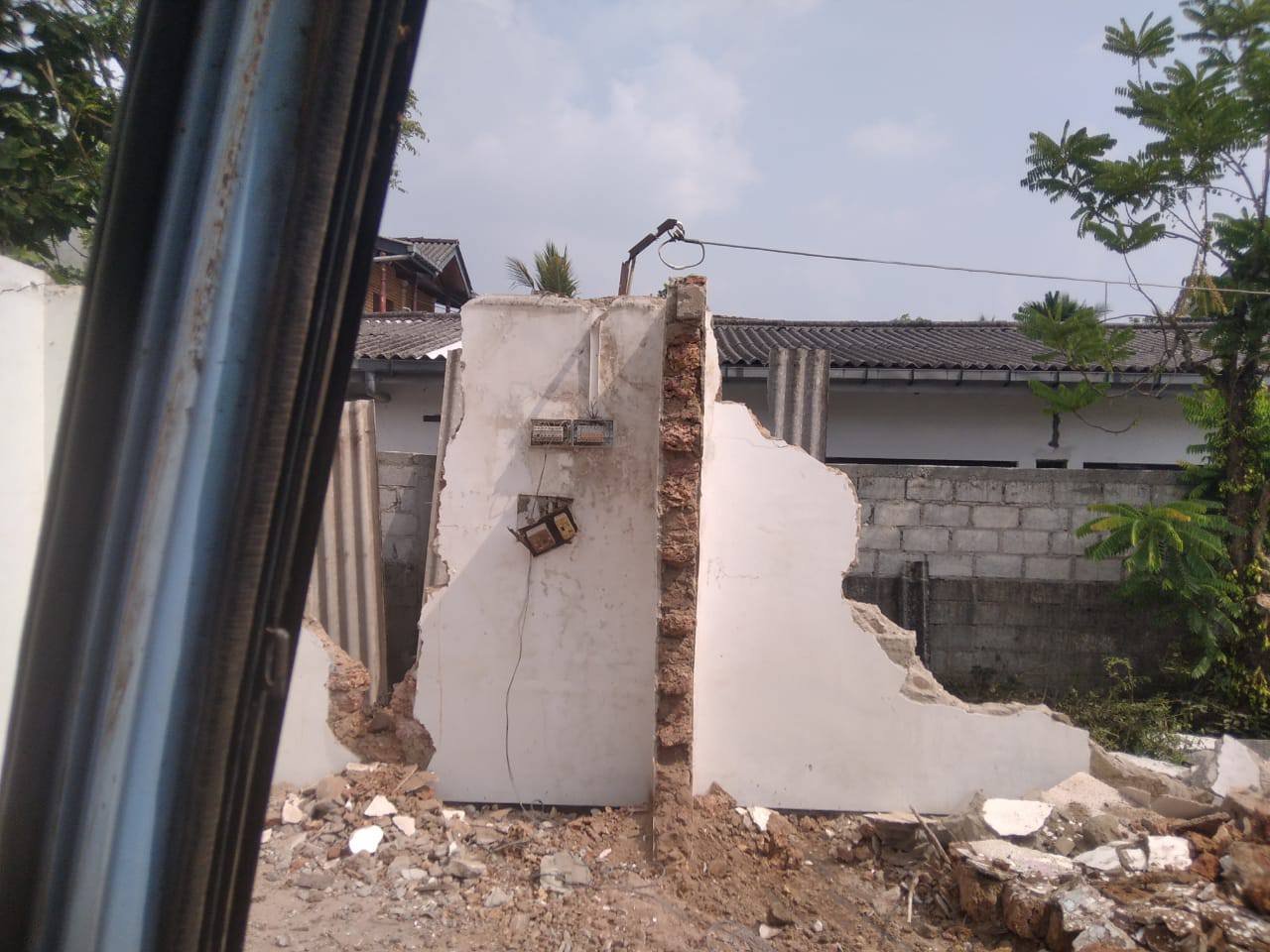 building demolition contractors in weliweriya