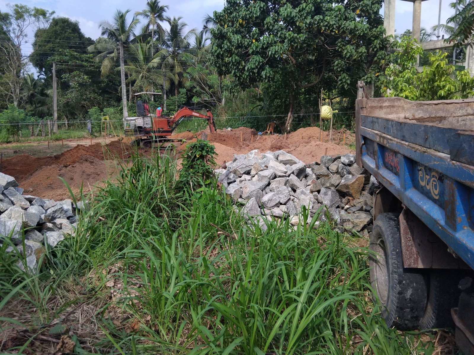building materials transport service in Anuradhapura