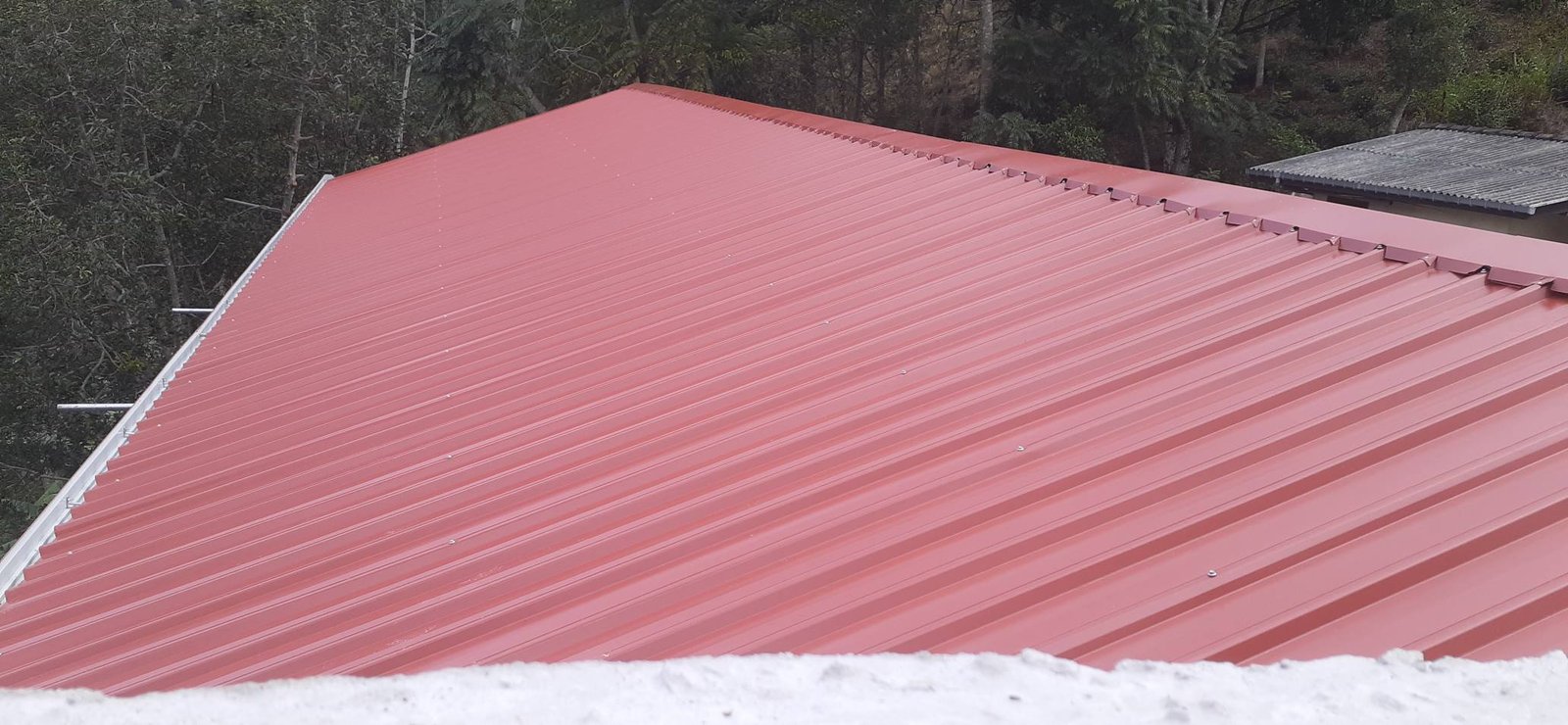 steel roofing contractors islandwide