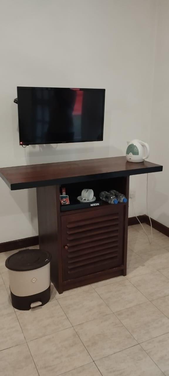 Timber Polishing And Painting Work in Sri Lanka