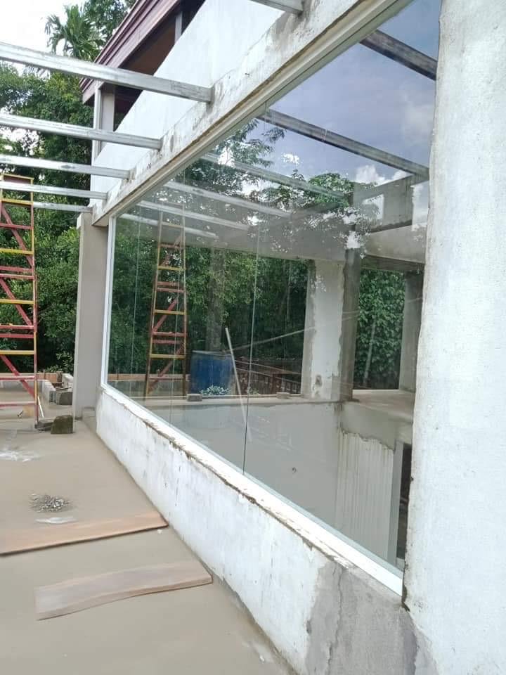 Glass Works contractors in Gampaha