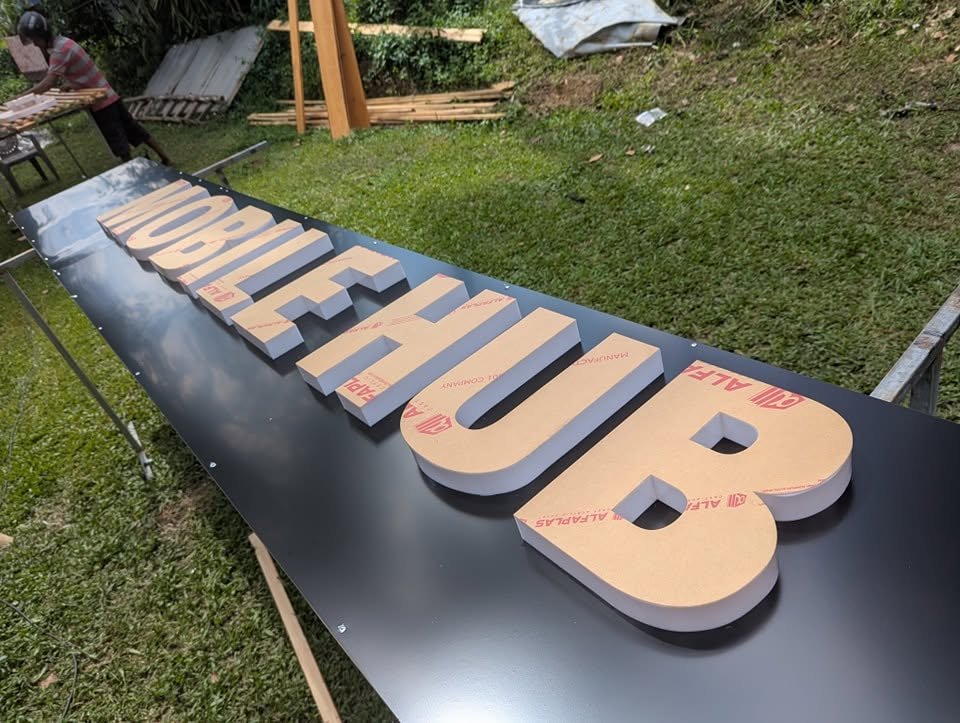 embossed letter name board Athurugiriya