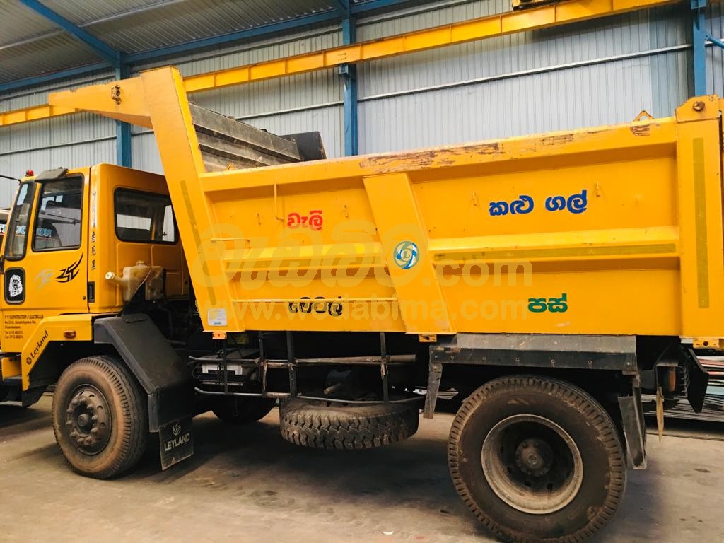 Cover image for 3 Cube Tipper for Rent