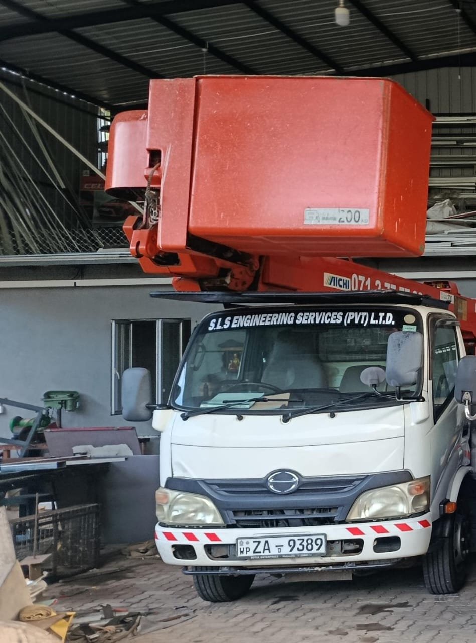 Other image 202606/man-lift-hiring-price-moratuwa-wedabima-5c20377b5f.jpeg