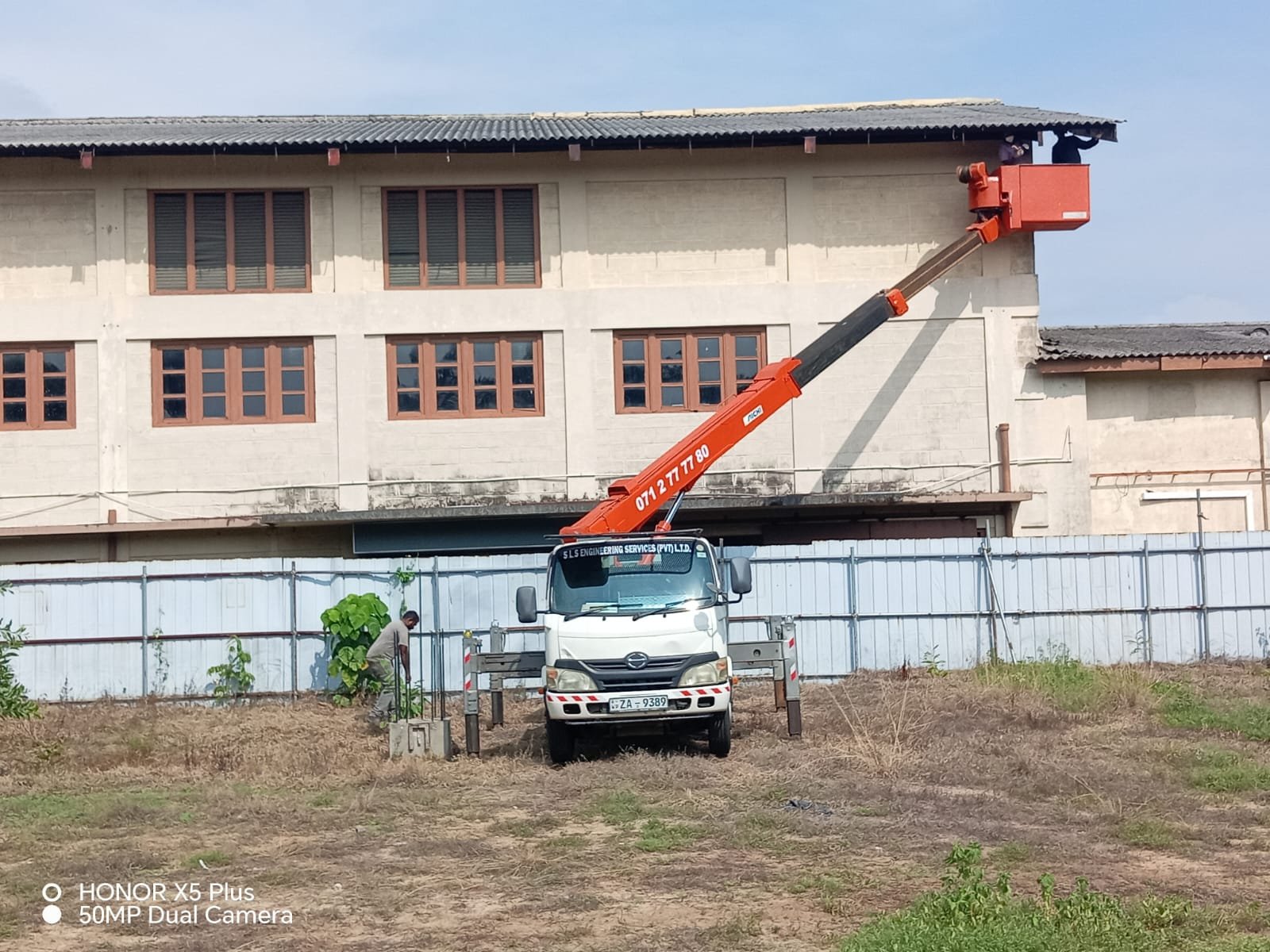 Other image 202606/man-lifting-for-hire-kaduwela-wedabima-1d6ccda0d0.jpeg
