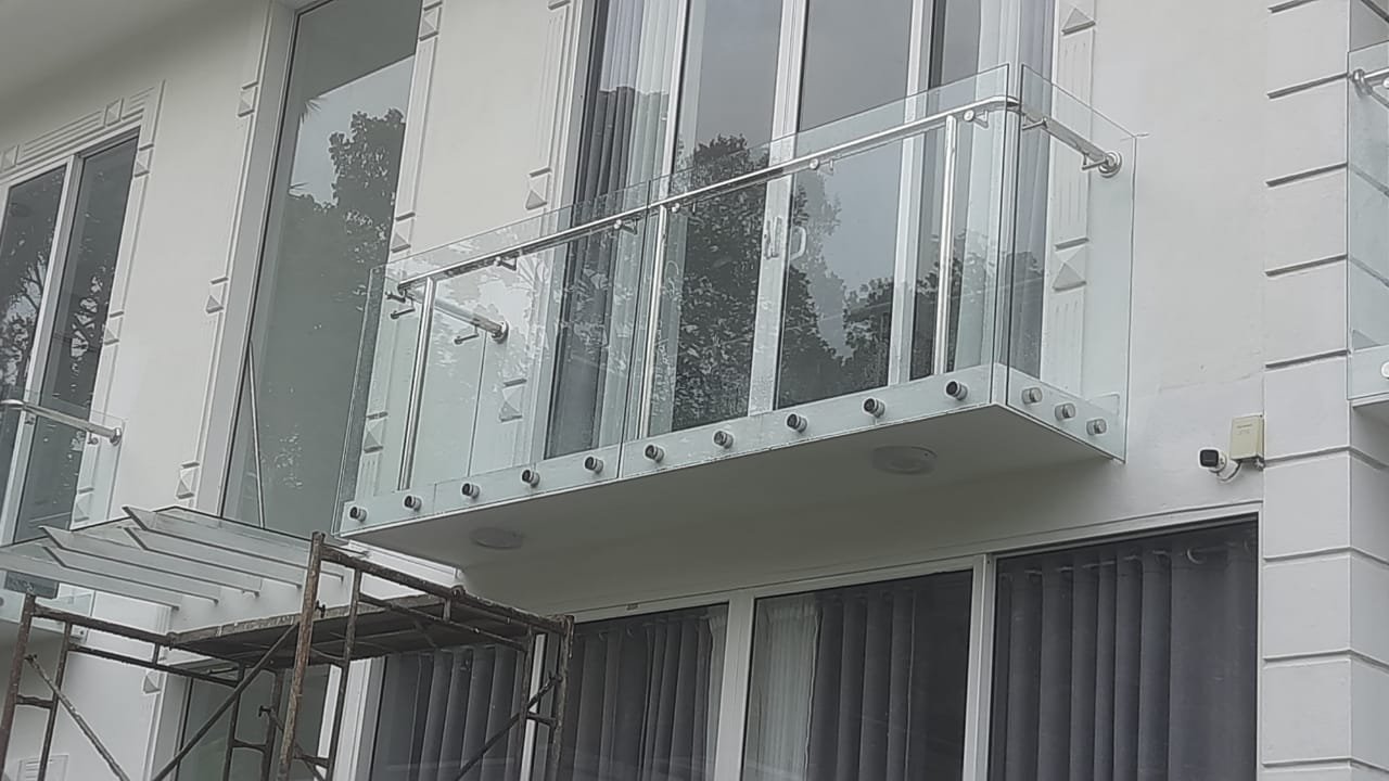 Other image 202609/glass-hand-railing-solutions-in-matugama-wedabima-afb67a0a80.jpeg
